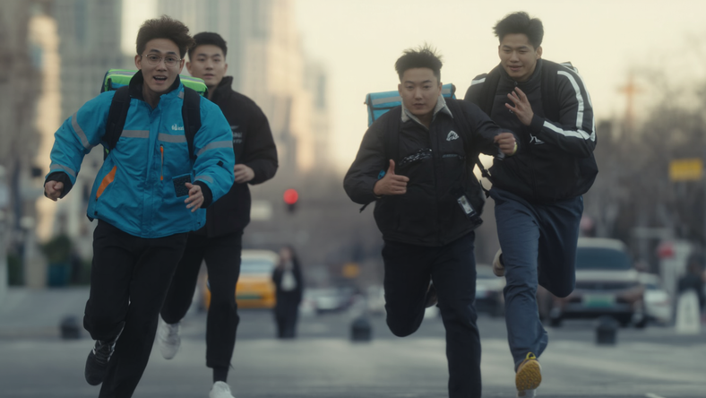 外卖三平台暗流涌动,被约谈后谁更“稳”?谁最“慌”?